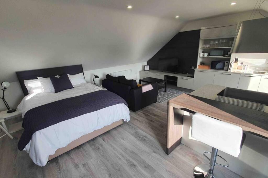 The Loft , Portrush Apartment Exterior foto